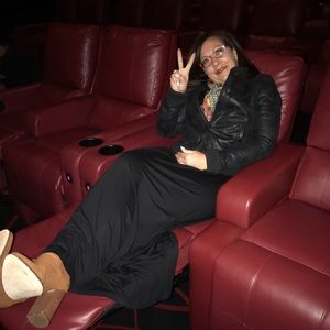 Meet your Posher, Yolanda